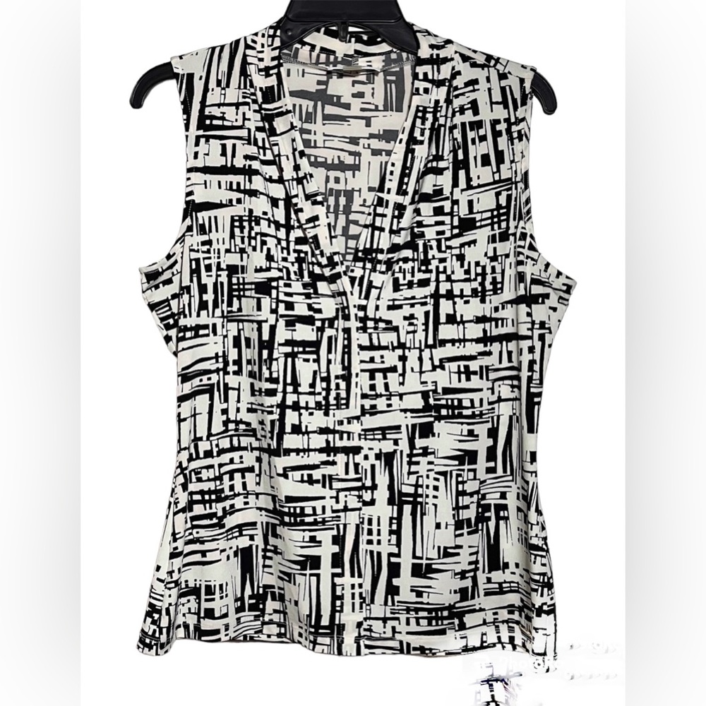 Calvin‎ Klein Women’s Sleeveless Top Sz M